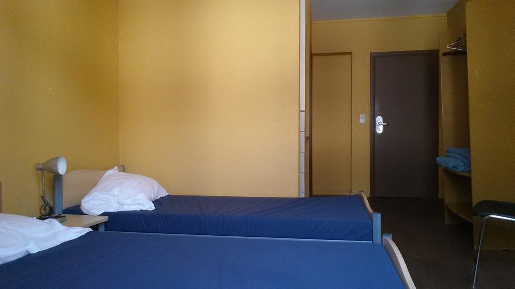 Van Gogh Youth Hostel City Centre Saint-Josse-ten-Noode Buitenkant foto