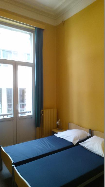 Van Gogh Youth Hostel City Centre Saint-Josse-ten-Noode Buitenkant foto