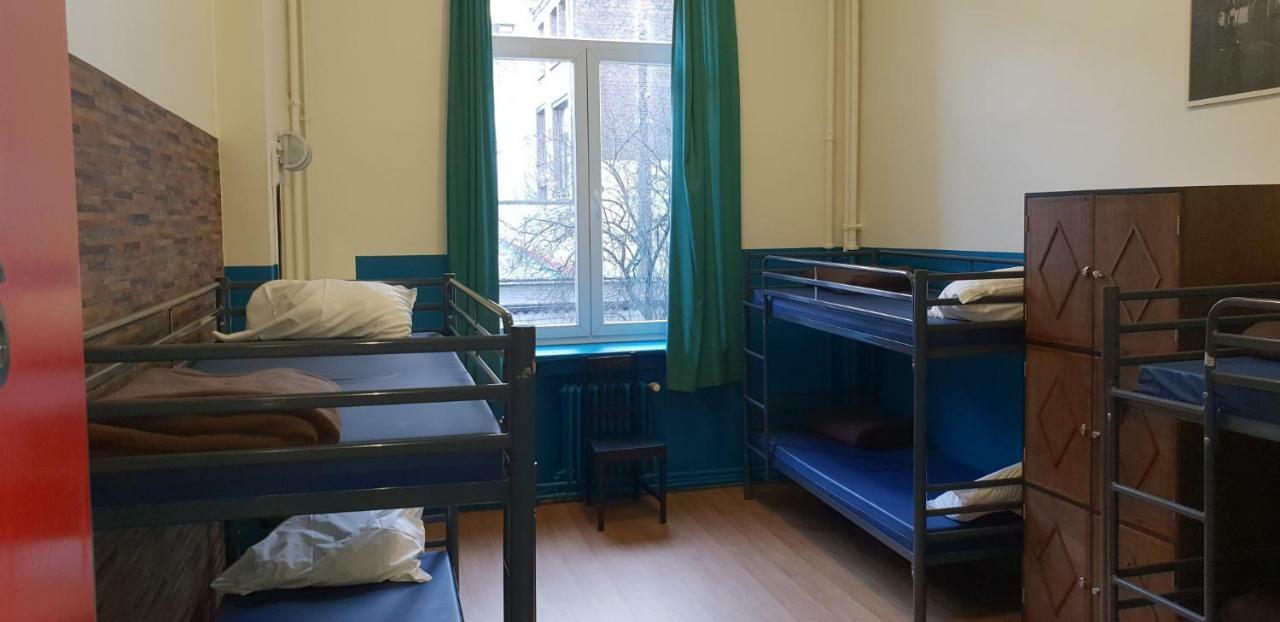 Van Gogh Youth Hostel City Centre Saint-Josse-ten-Noode Buitenkant foto
