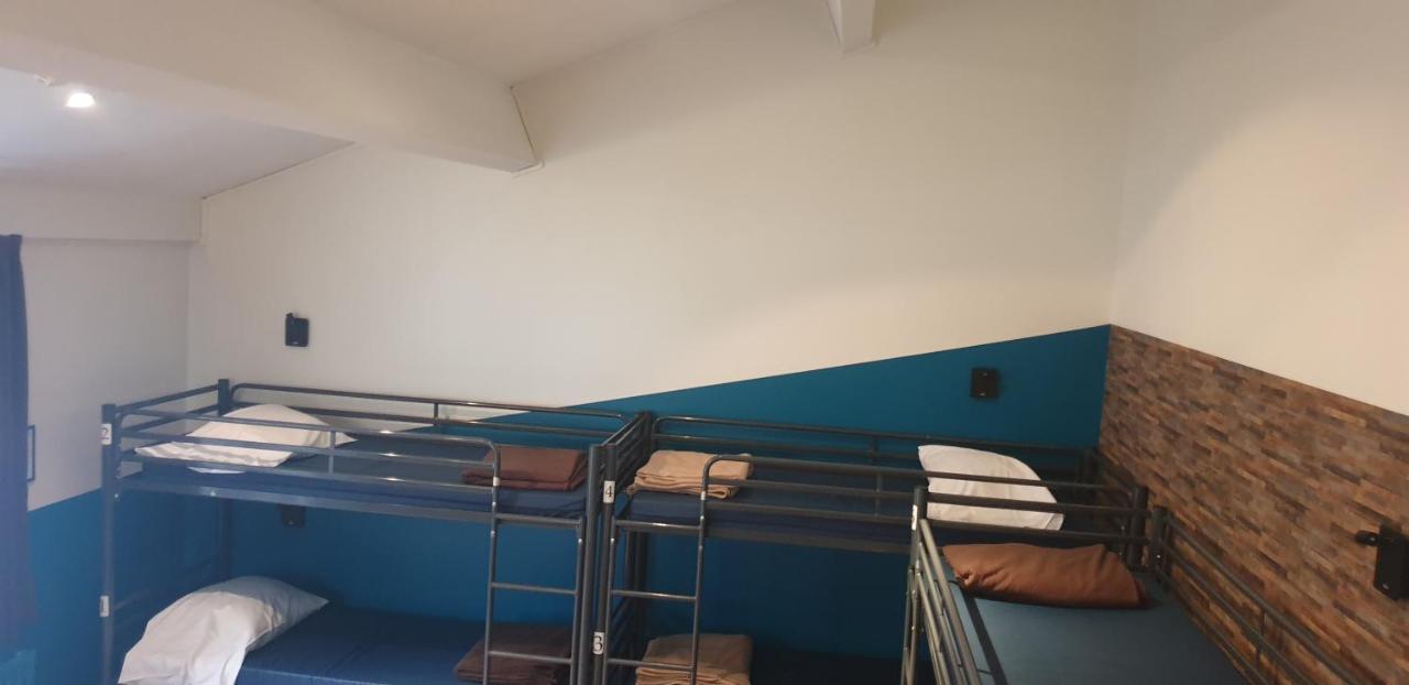 Van Gogh Youth Hostel City Centre Saint-Josse-ten-Noode Buitenkant foto